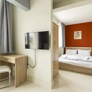 επισκεφθείτε το ξενοδοχείο