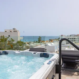  Villa Fig Tree Bay Residences 5